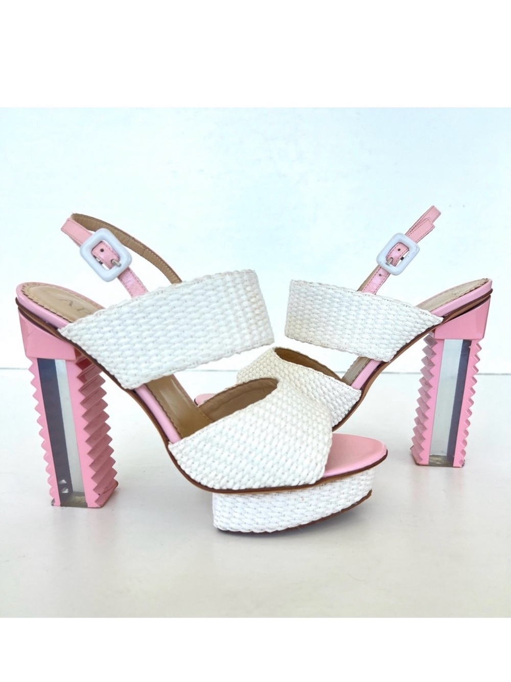 APERLAI Paris White Wicker Style Pink Leather Ankle Strap  Lucite Heel Sz 38